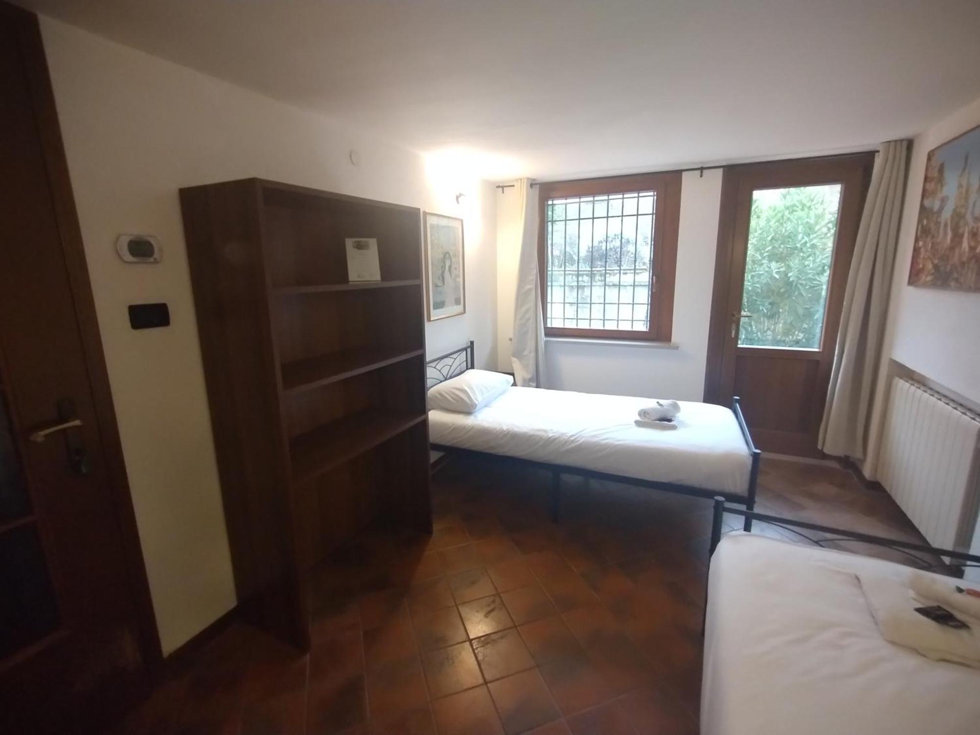 Veneta Hostel Múggia Екстериор снимка