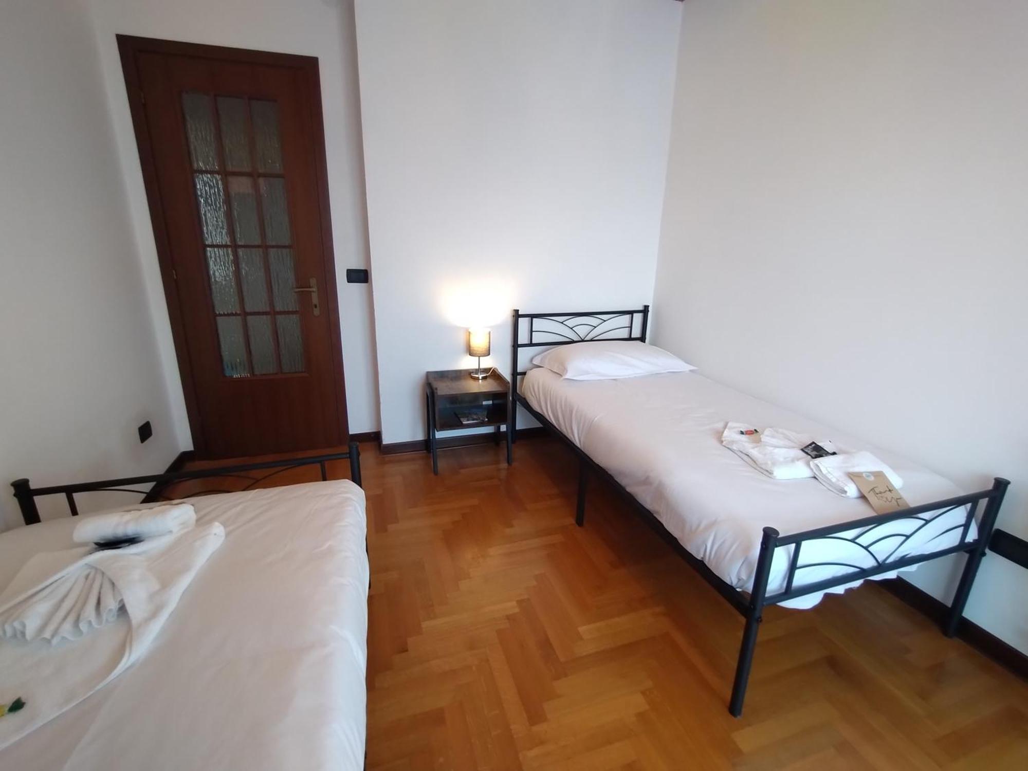 Veneta Hostel Múggia Екстериор снимка